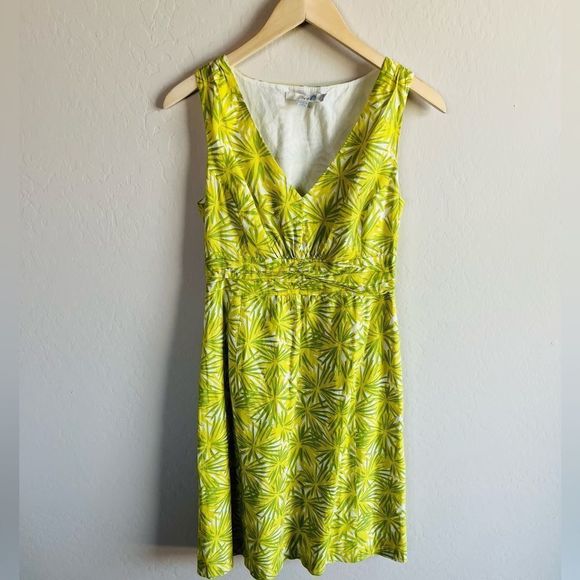 Boden Dresses & Skirts - Boden Women’s Green Yellow Leaf Burst Sleeveless Dress Size 2R